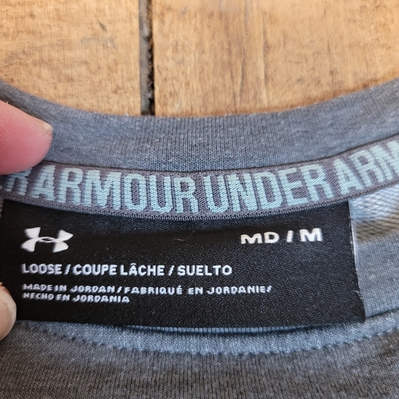 Under Armour Gray Long Sleeve Shirt - Picture 4 of 6